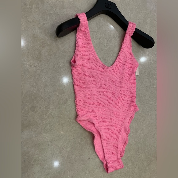 BOUND by Bond-eye Australia the Mara one piece In Pink Tiger - Picture 4 of 15